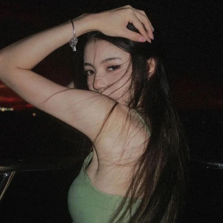 少年亚当